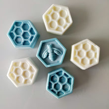 Load image into Gallery viewer, Just B - Calm Blend Eco Soy Wax Melts